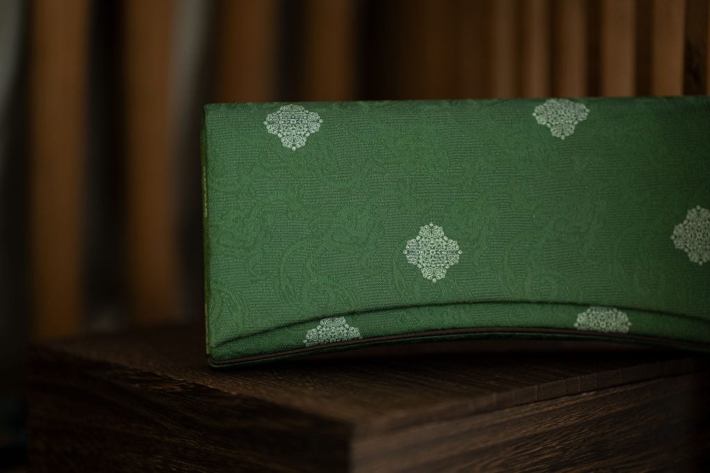 [Dual Side] Emerald Silk [Limited Edition]