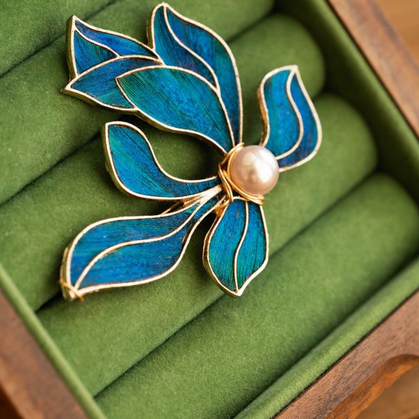 "Peacock Blossom" Statement Ring