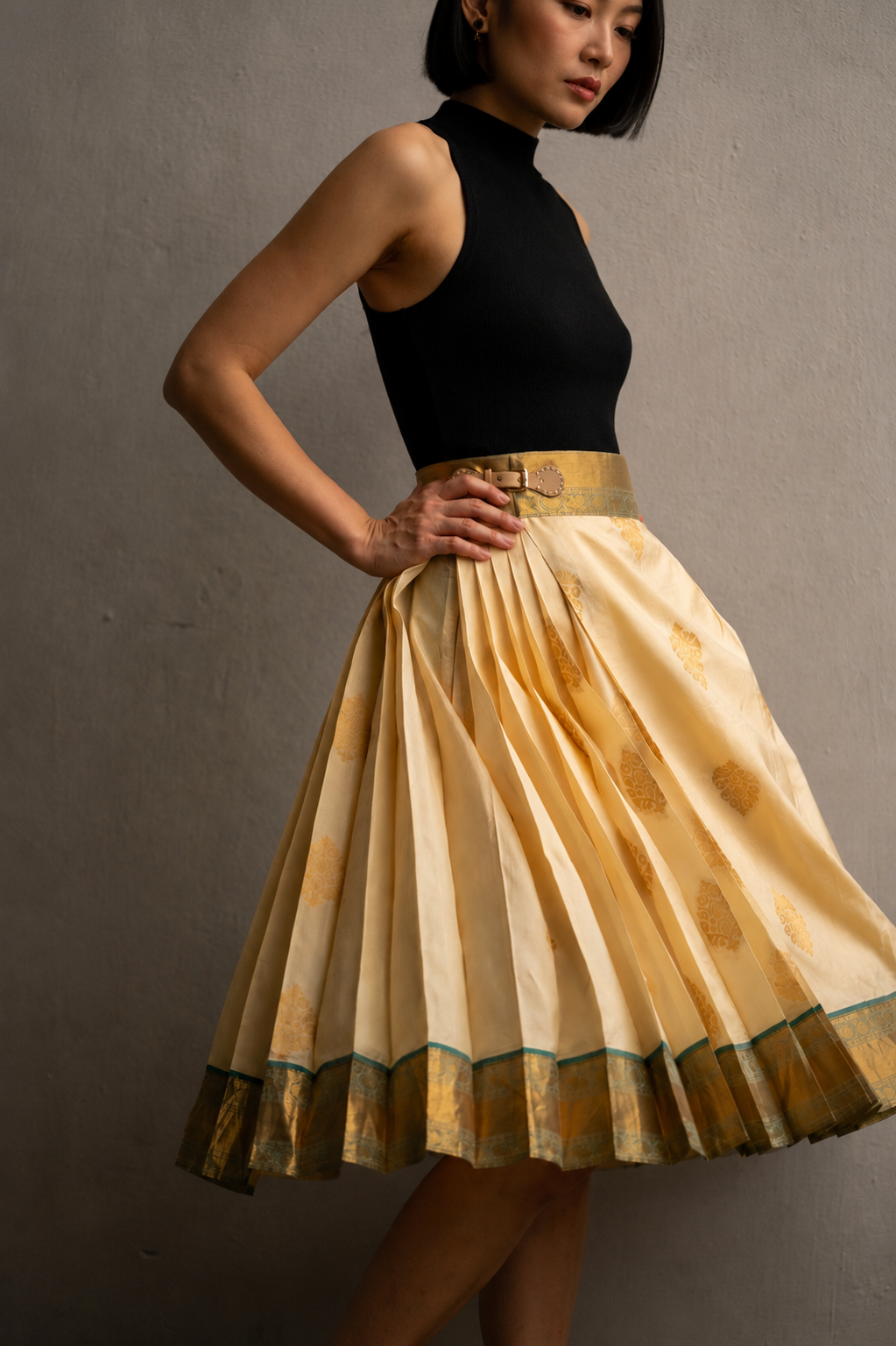 Silk Sari Mamian Beige Gold 02